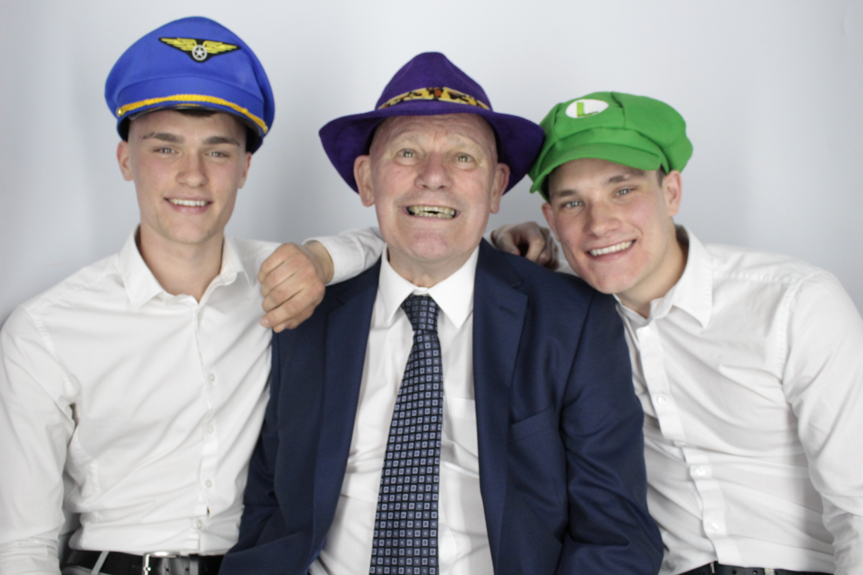 Andy & Leah's Wedding | View more photos from the event at gallery.myphotoboothexperience.co.uk/u/MyPhotoBoothExperienceLtd/Andy-Leahs-Wedding